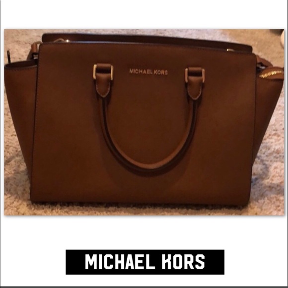 MICHAEL KORS SELMA BROWN LARGE ZIP TOTE - Picture 4 of 8